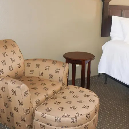 Hotel Wingate By Wyndham Peoria - Complimentary Area Shuttle Exterior foto