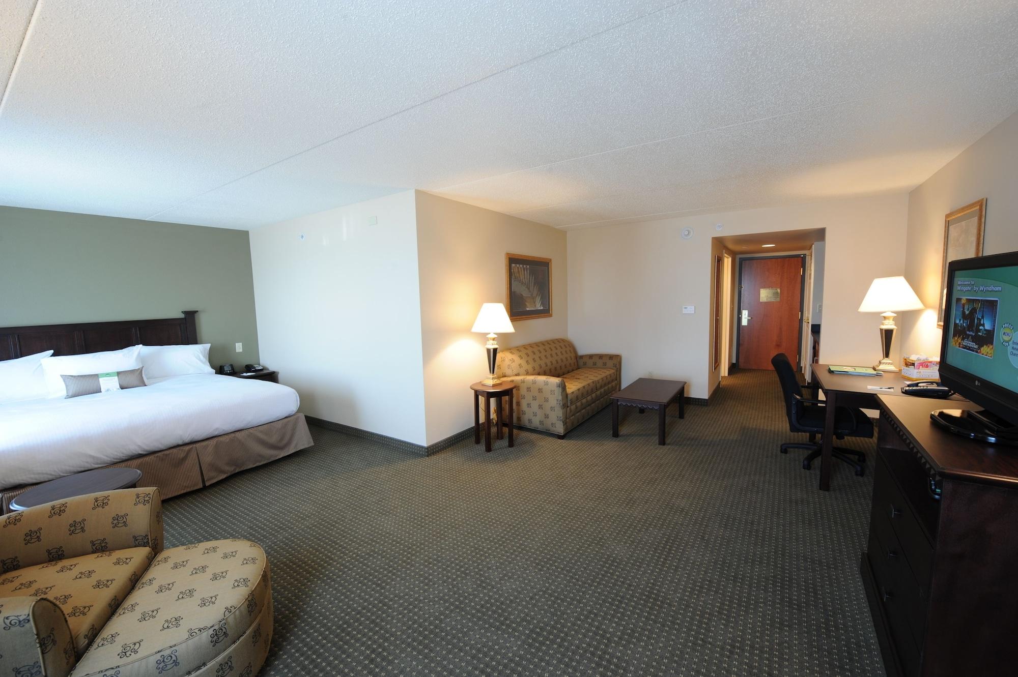 Wingate By Wyndham - Complimentary Area Shuttle