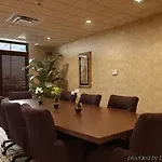 Wingate By Wyndham Peoria - Complimentary Area Shuttle 