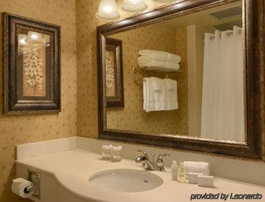 Wingate By Wyndham - Complimentary Area Shuttle Hotel 3*