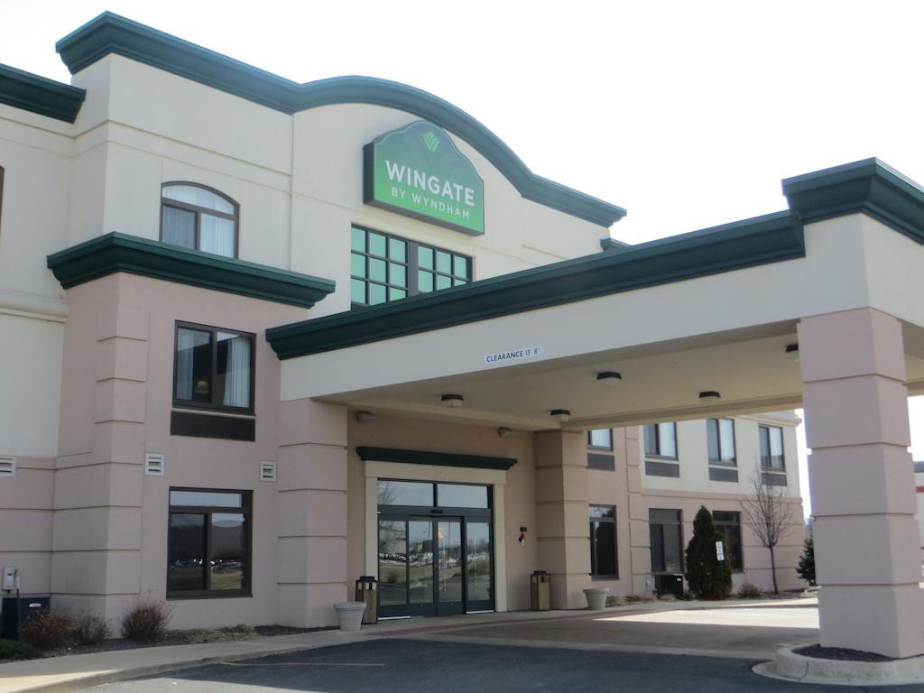 Wingate By Wyndham - Complimentary Area Shuttle Hotel
